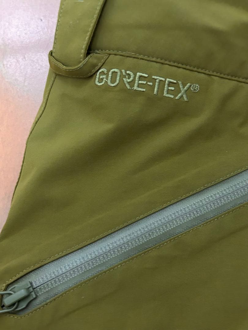 シ*ウ様 Burton GORE-TEX 上下セット MB GORE RADIA