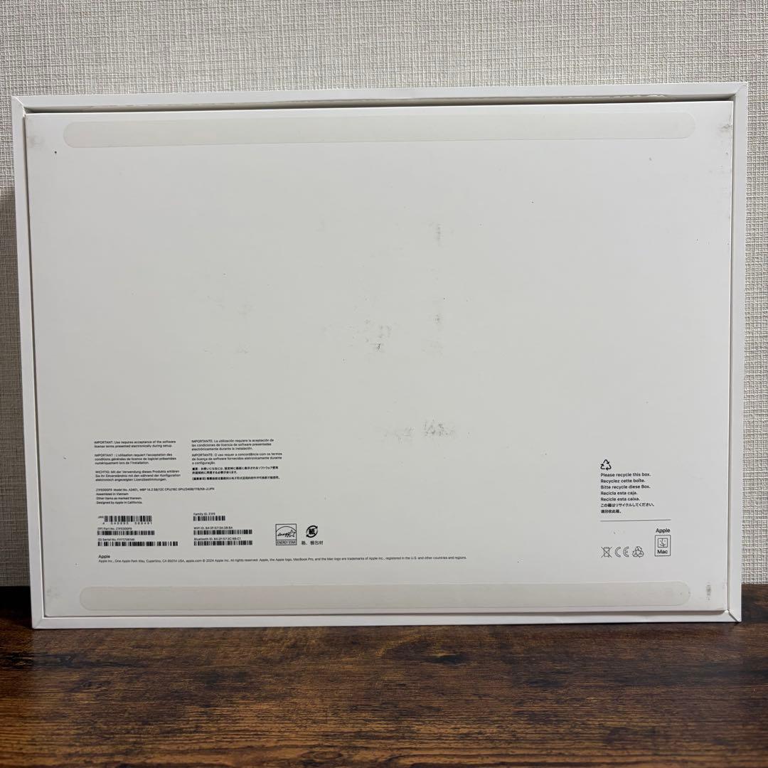 MacBook Pro 14インチM4Pro メモリ24GB SSD1TB