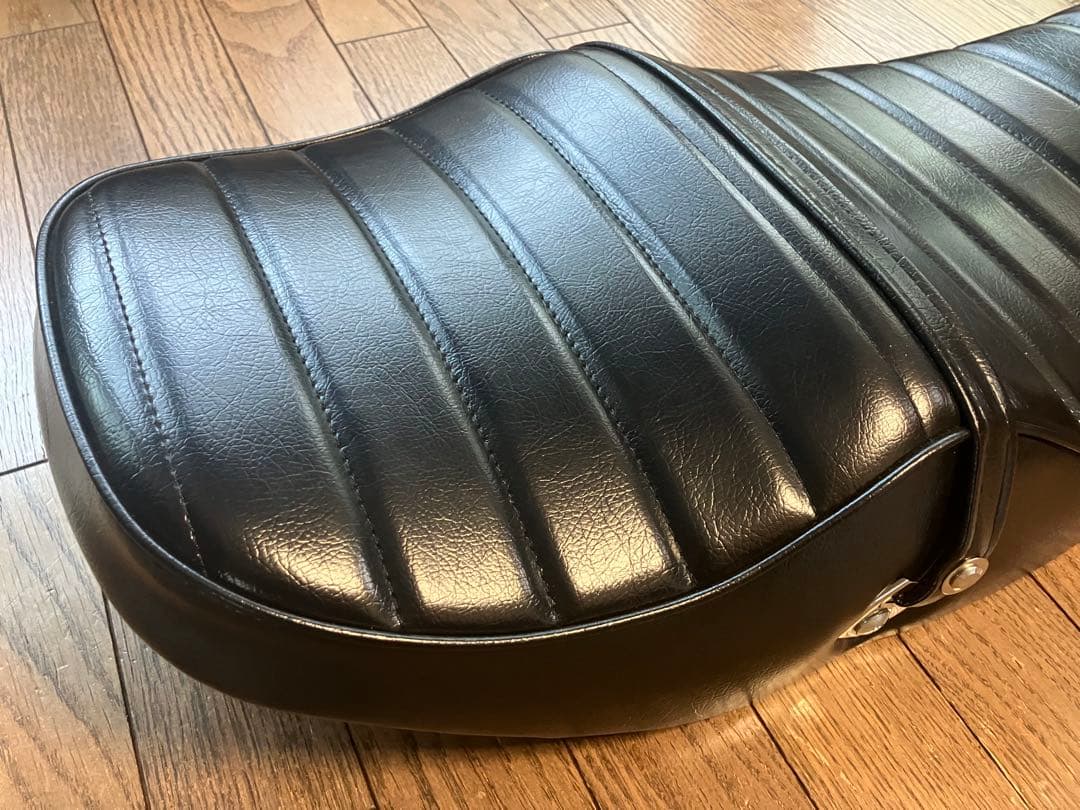 カワサキ ゼファー1100/RS用 タックロールシート アンコ抜き ZEPHYR