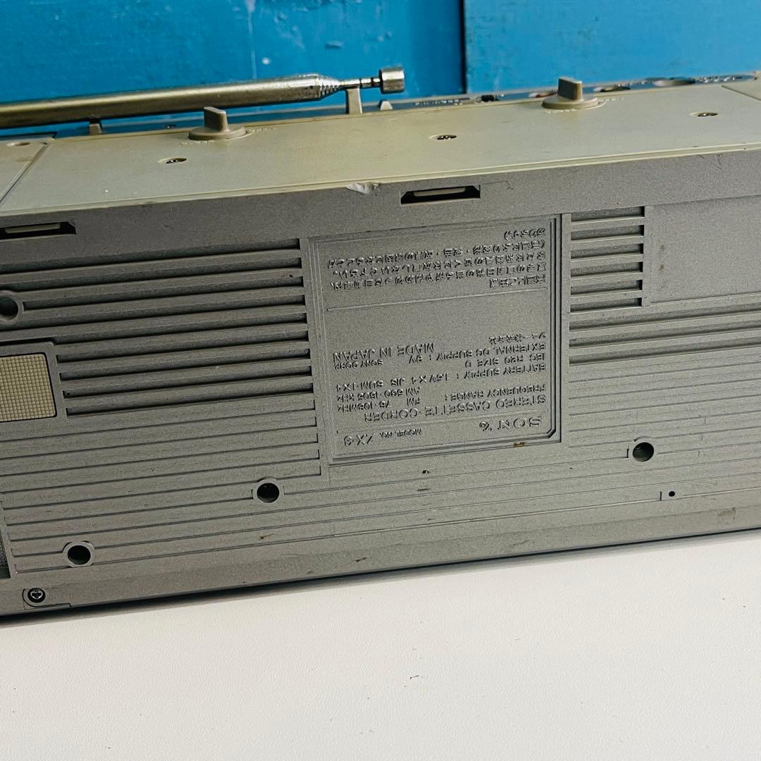 SONY カセットコーダー ZX-3 FM/AMラジオ 日本制動作品