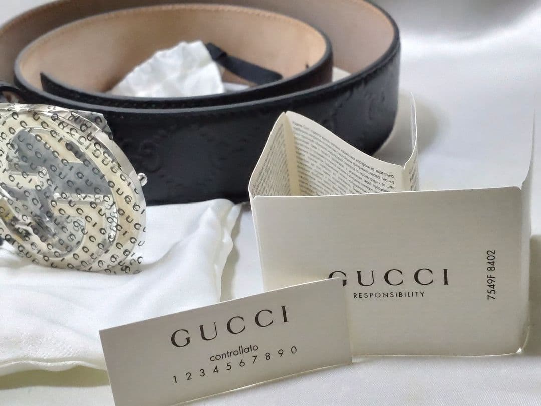 新品未使用品　GUCCIグッチシマレザーインターロッキングG バックルベルト９０
