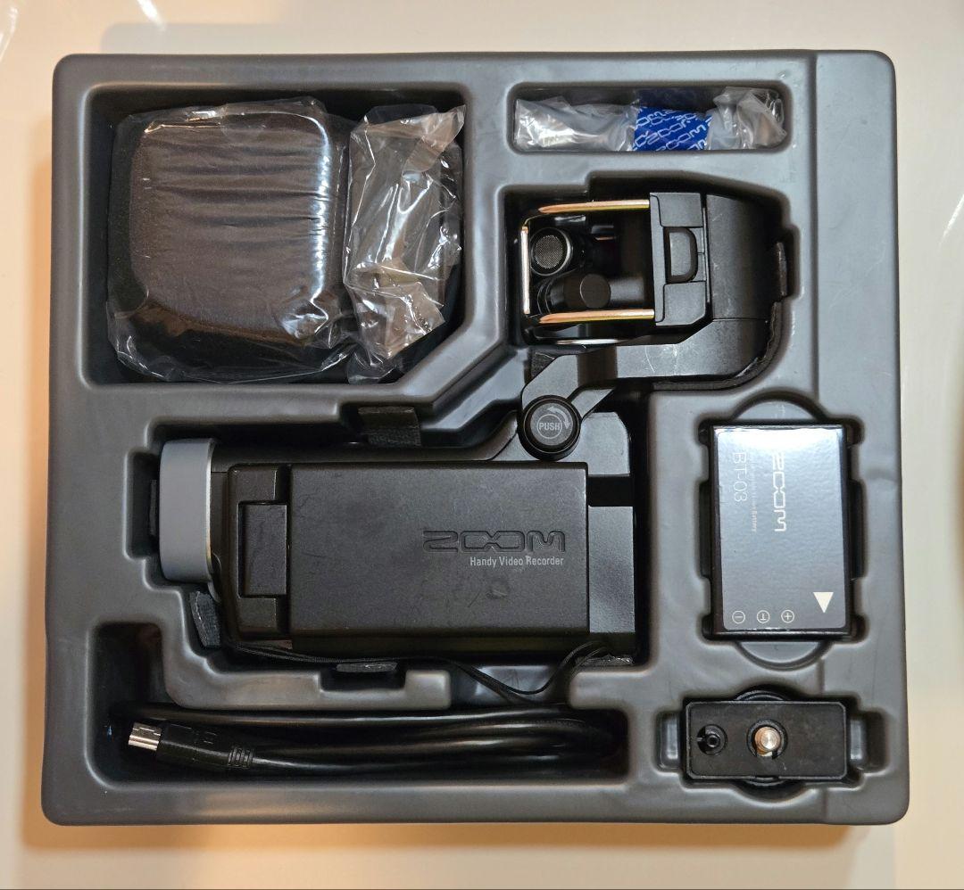 ZOOM Q8 ハンディビデオレコーダー