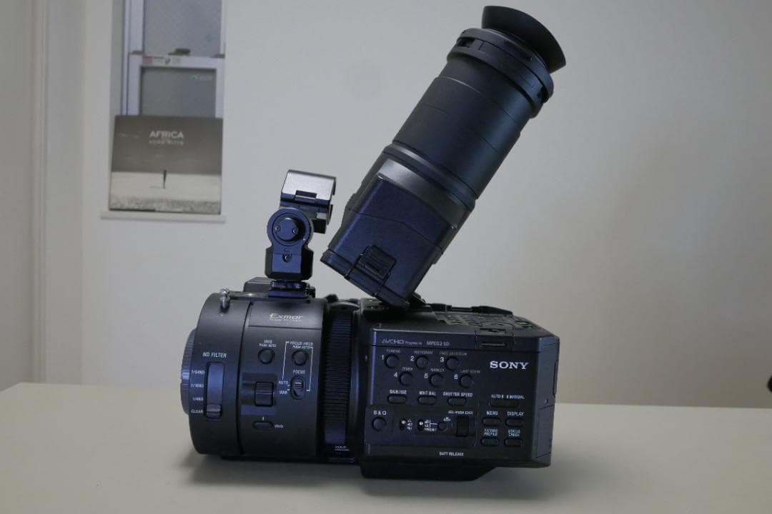 【美品】4KRAWライセンス済み！付属品付FS700R　電池メモリレコーダー併売