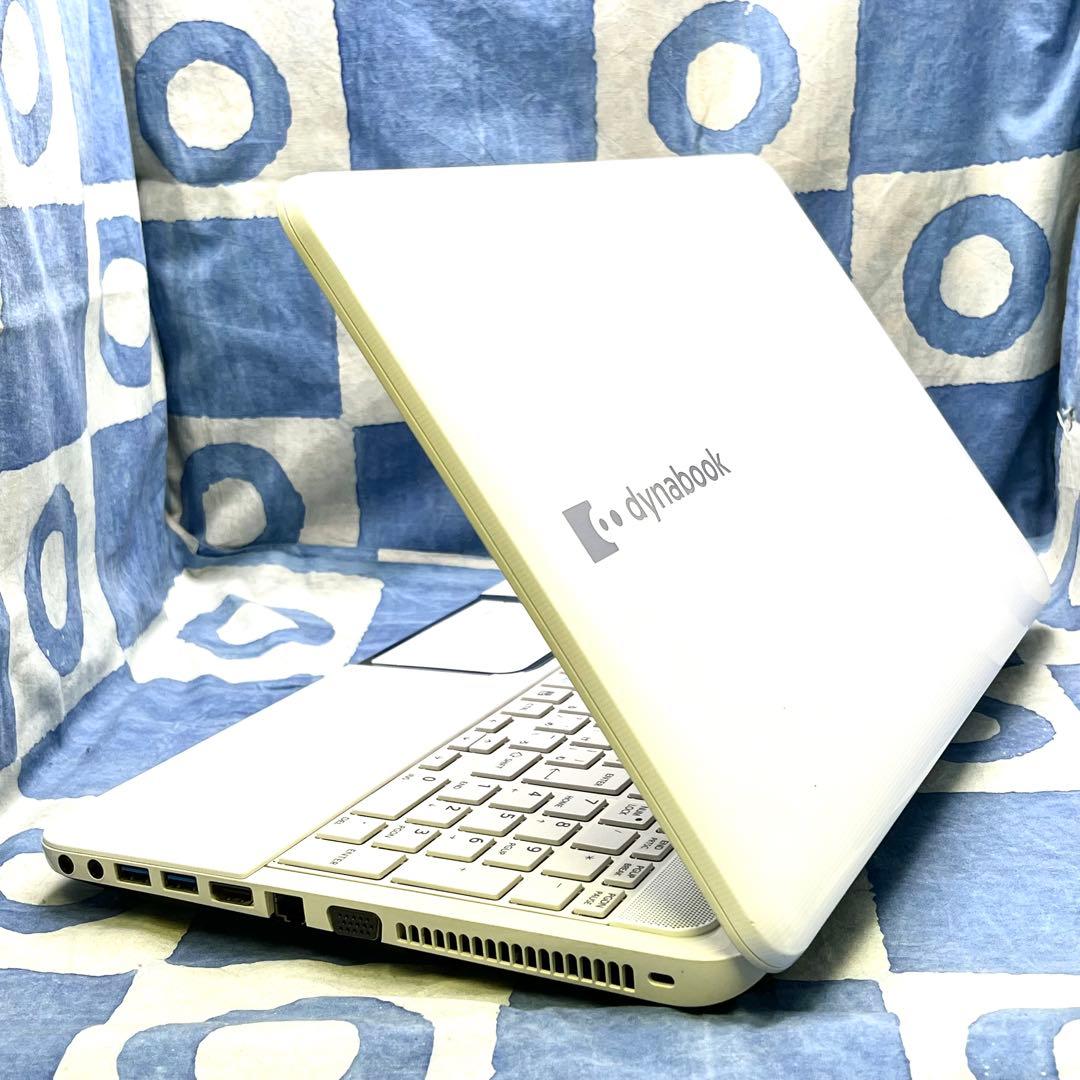 快速SSD256GB☆i7☆人気白ノートパソコン♡ブルーレイ&カメラ！Win11