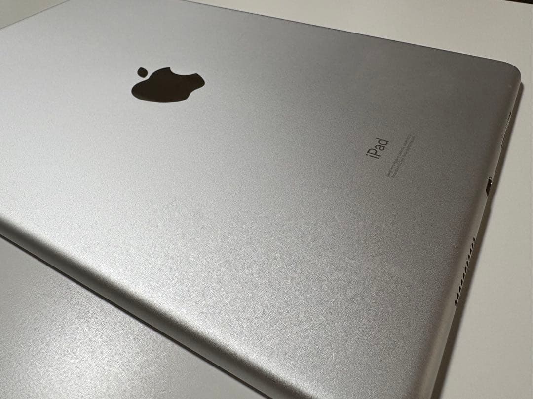 Apple iPad Air 3 64GB 純正smart cover付属