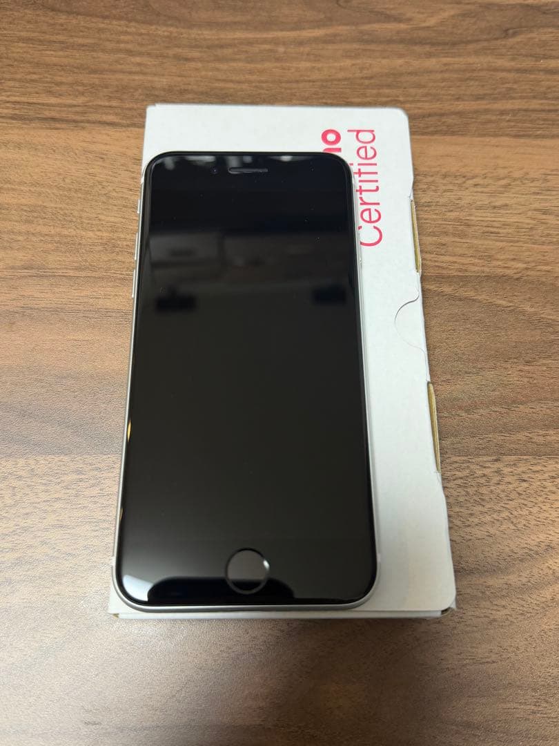 スマートフォン本体 Apple iPhone SE2 64GB docomo certified