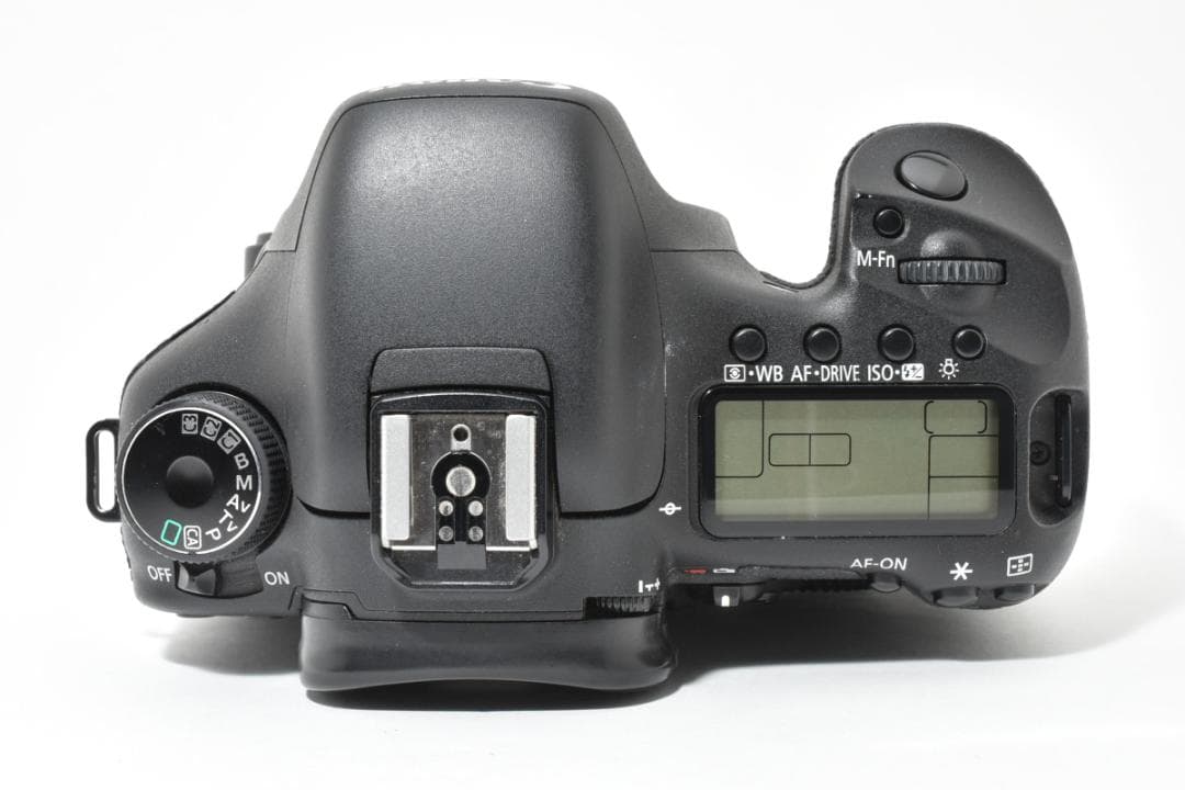 【美品】Canon EOS 7D ボディ BG-E7付 動作良好