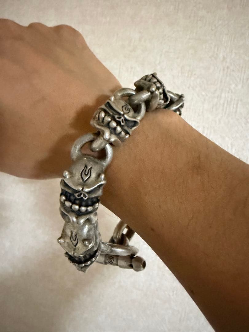 スターリンギア 旧型デビルブルーザー フルスカルブレスレット【廃盤モデル】