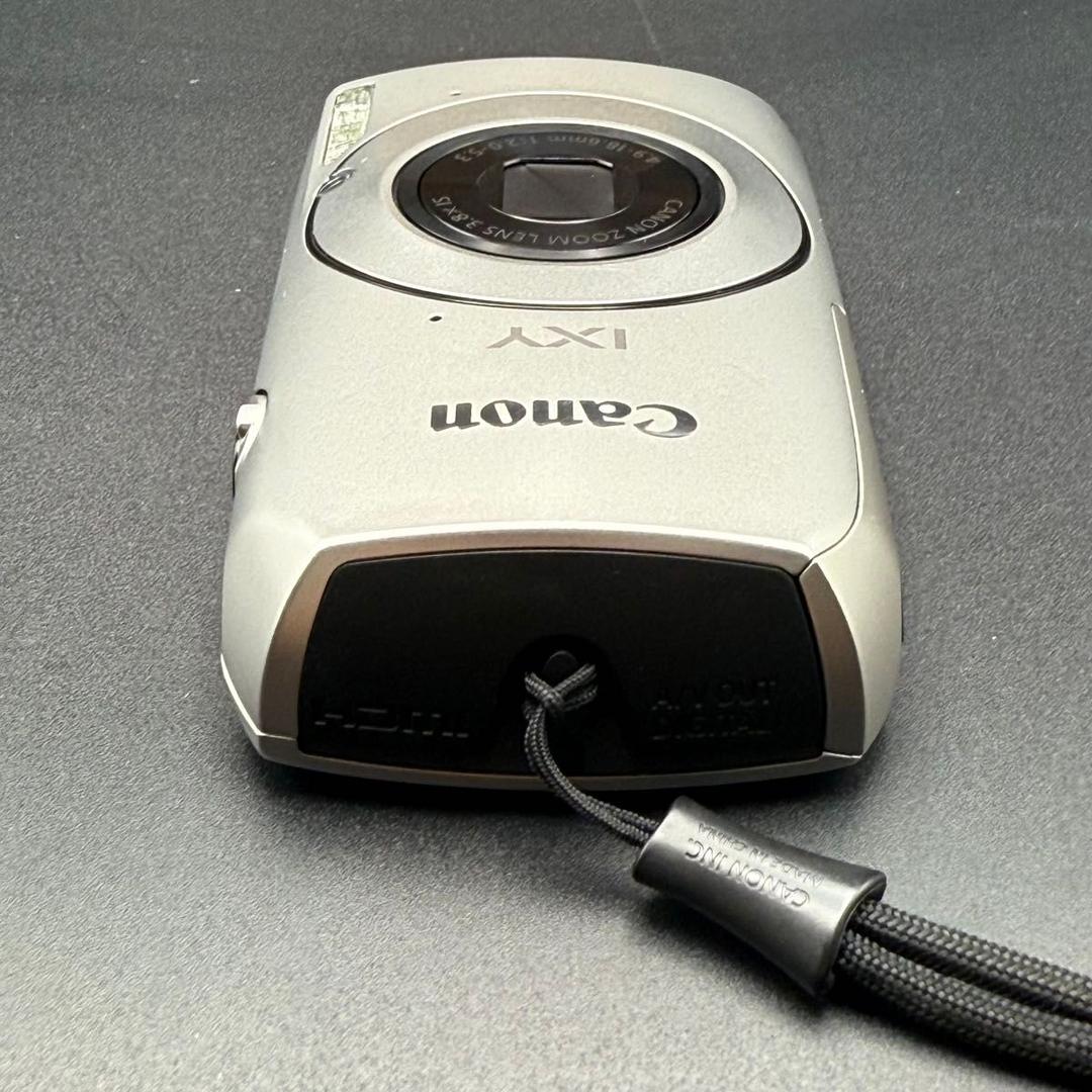 【美品】Canon IXY30S シルバー コンパクトデジタルカメラ　箱付き