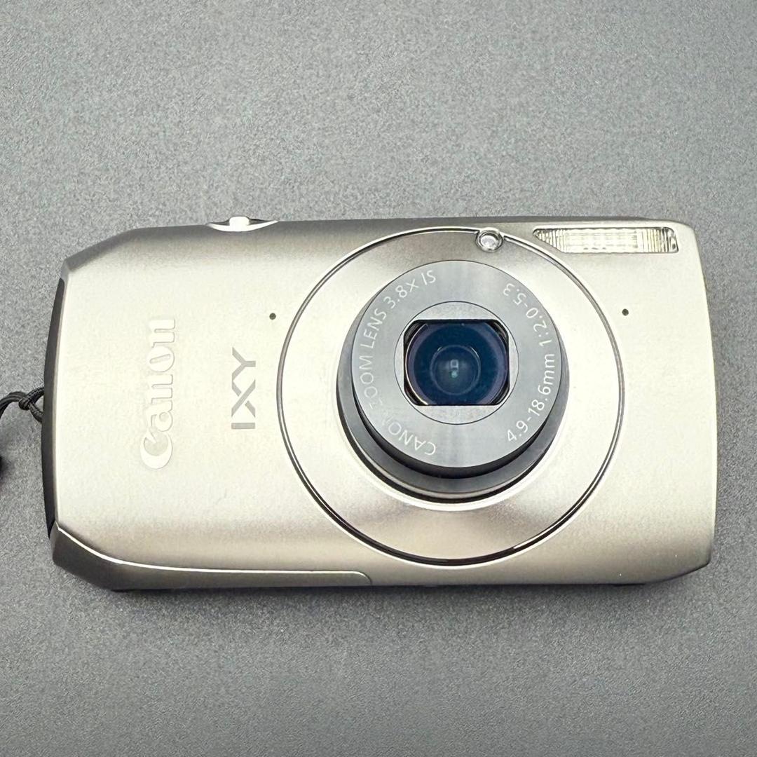 【美品】Canon IXY30S シルバー コンパクトデジタルカメラ　箱付き