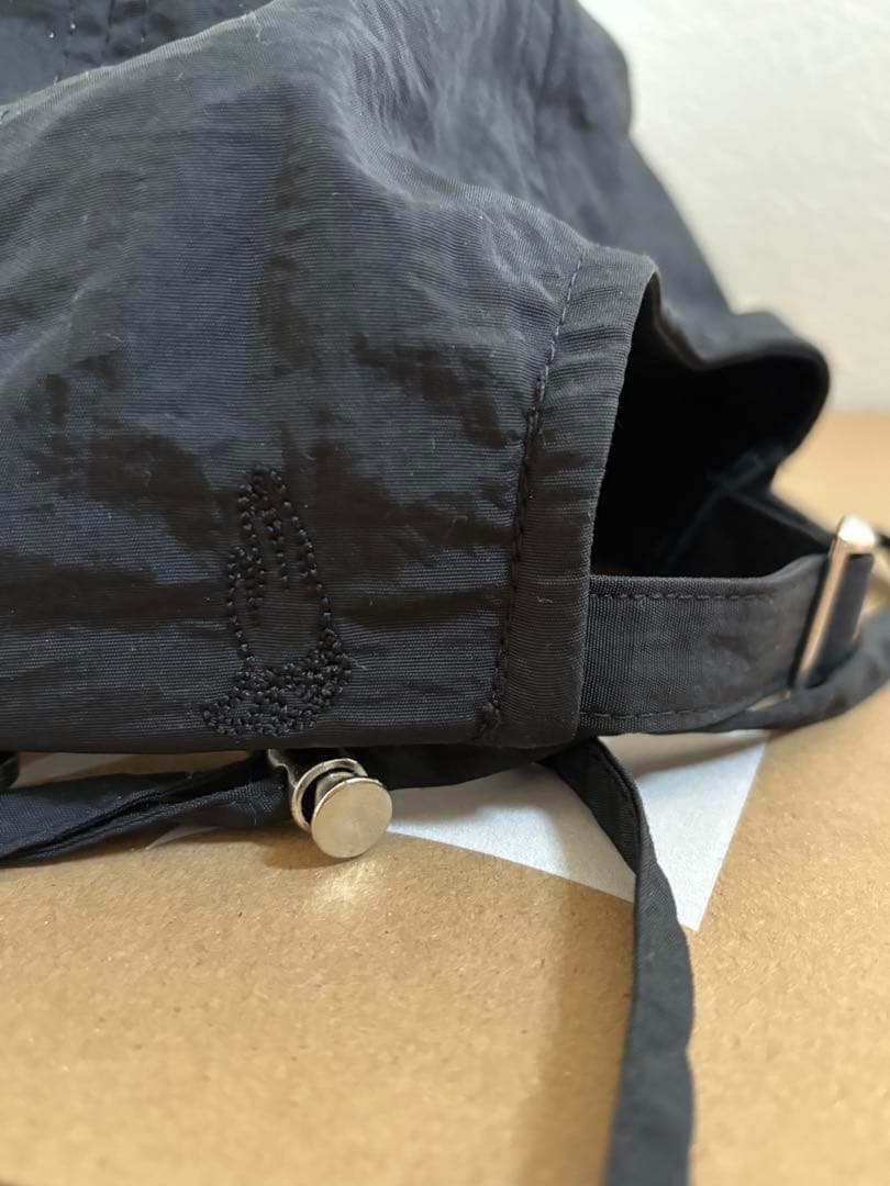 ネイルサロン　DISCO CAP BLACK ブラック　ディスコ　キャップ