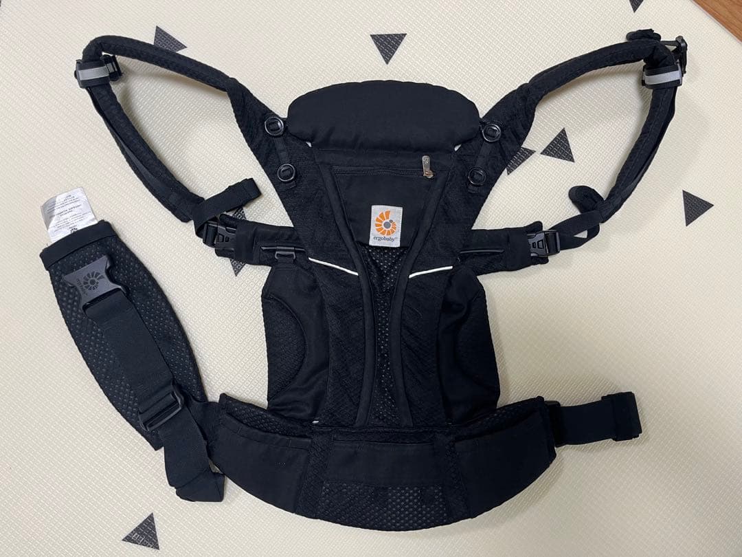 ergobaby エルゴ　OMNI Breezeオムニブリーズ　 抱っこ紐