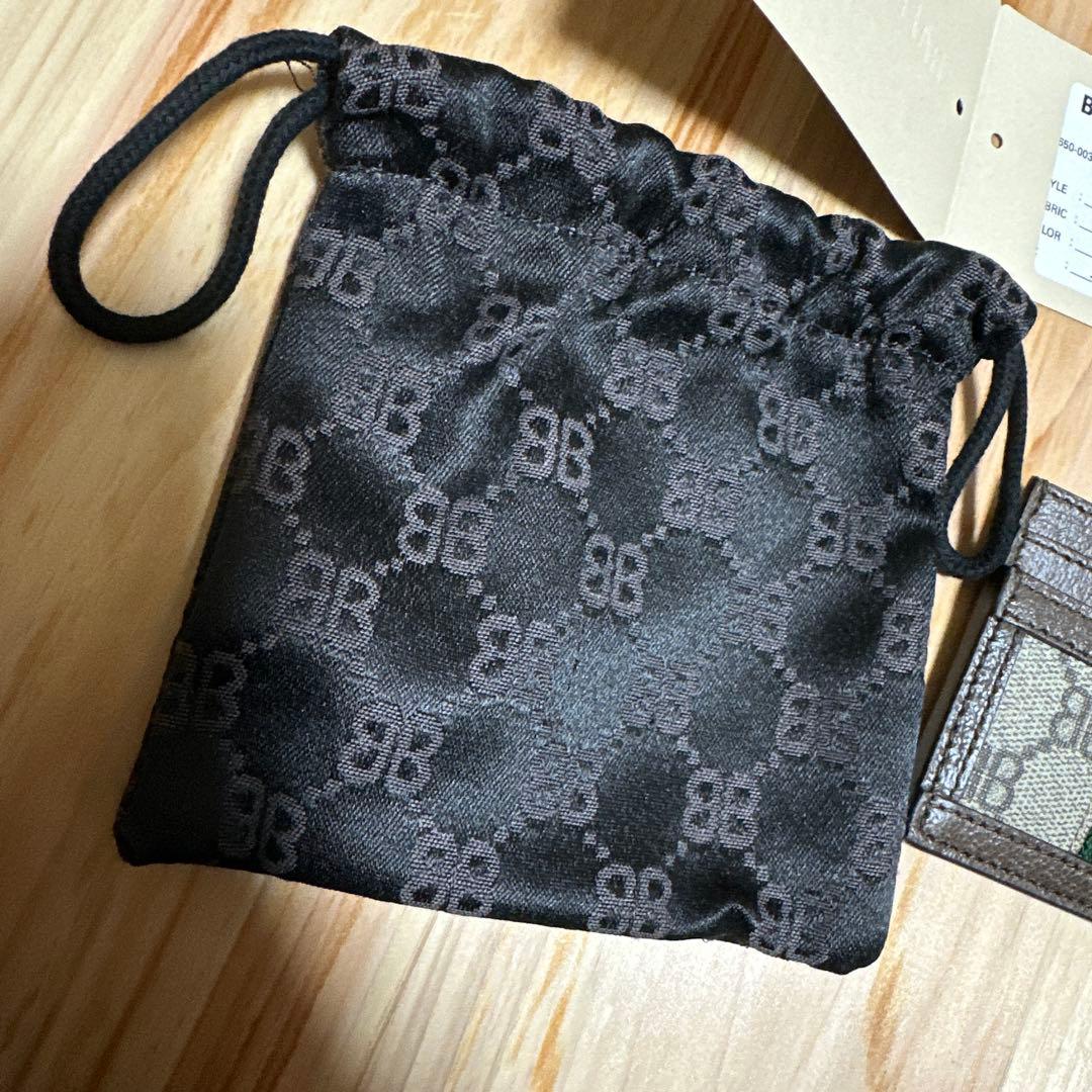 バレンシアガ　グッチ　コラボ　カードケース