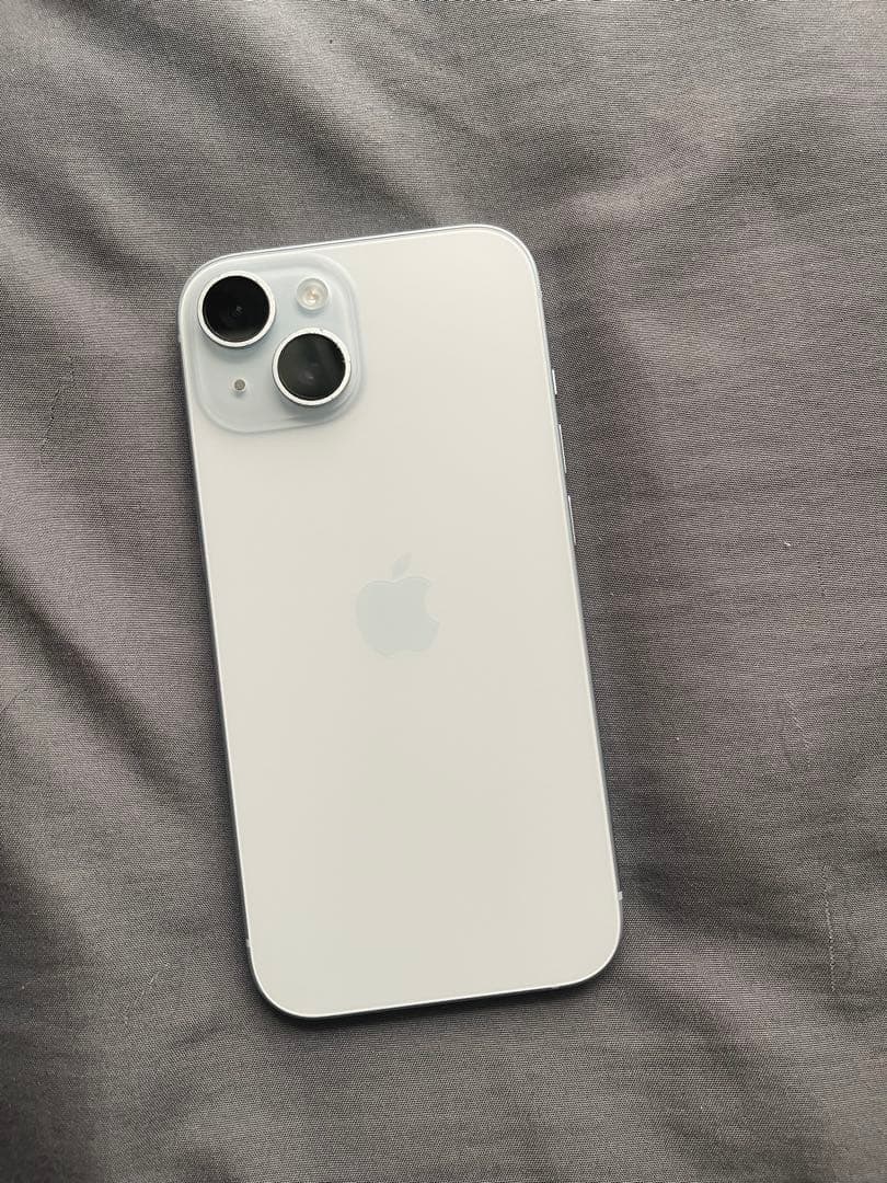 Apple iPhone 15ホワイト 本体