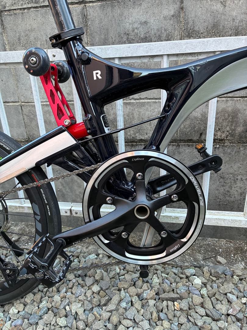 Birdy R 折りたたみ自転車 ブラック/シルバー