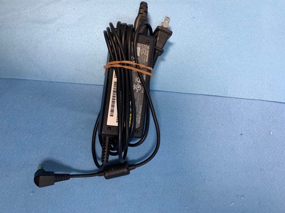 富士通/7th i3/Win11Pro/Office2021/新SSD/8GB⑭