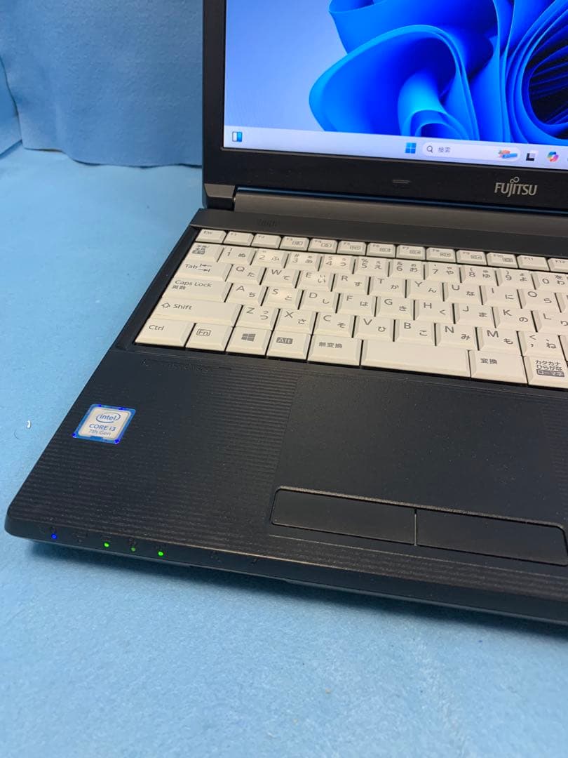 富士通/7th i3/Win11Pro/Office2021/新SSD/8GB⑭