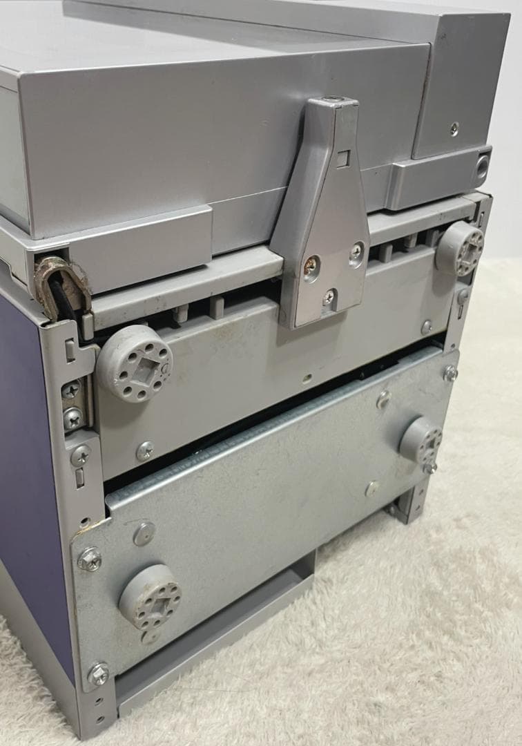 ぐるみ♪ ⭐️非売品⭐️ レッドブル Red Bull 冷蔵庫 鍵付き 稼働品