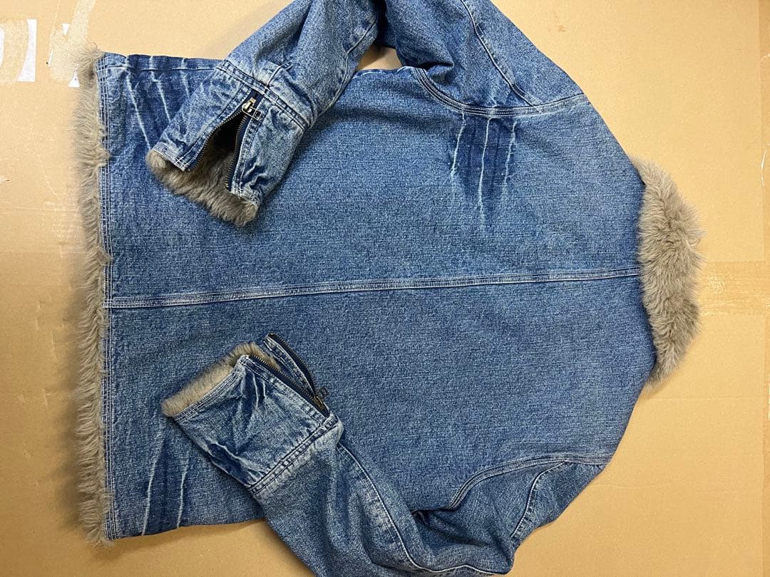 AVIREXアビレックス　Gジャンデニムジャケット　襟袖ボア付き　ヒジテツ様