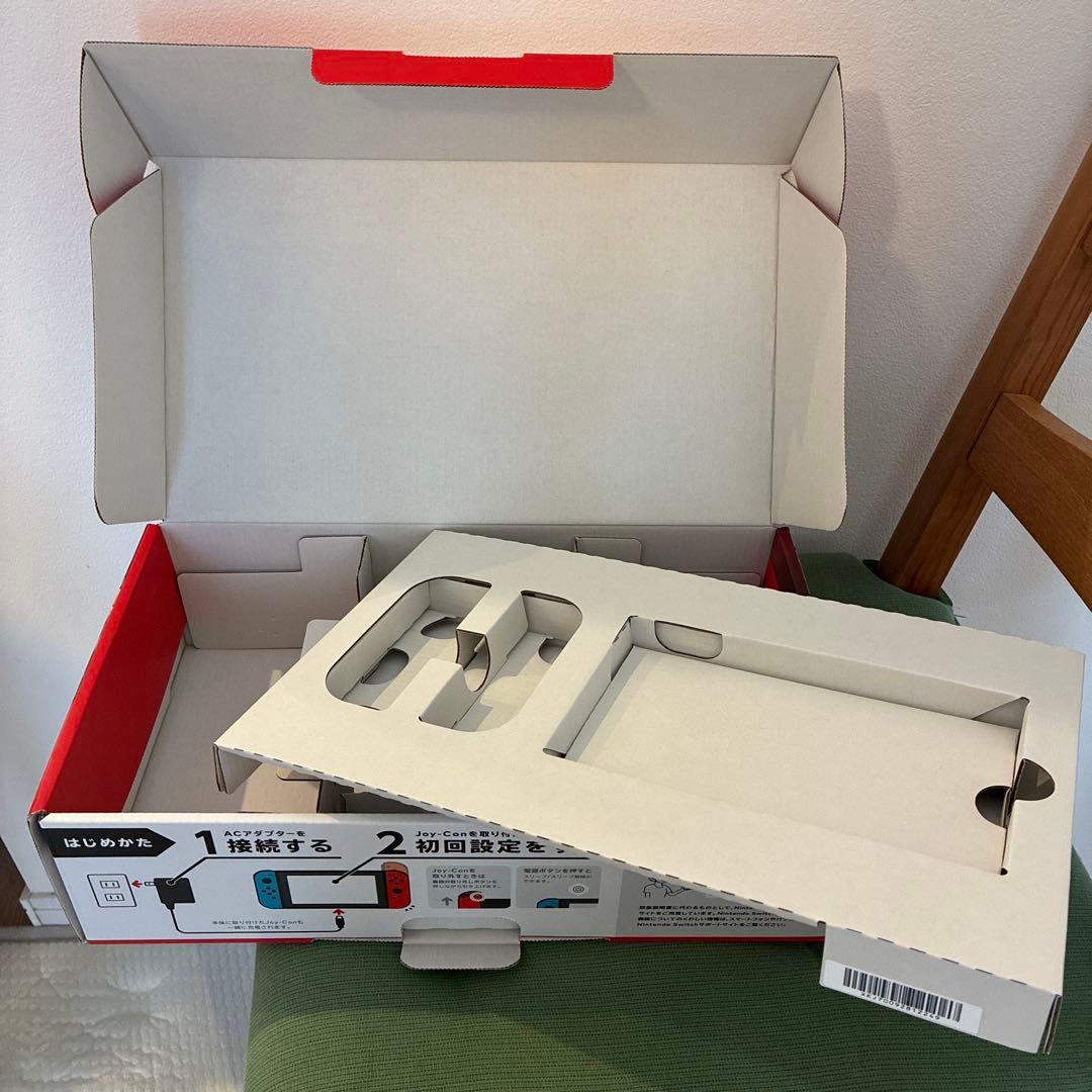 【箱付】美品Nintendo Switch 本体 ネオンブルー/ネオンレッド