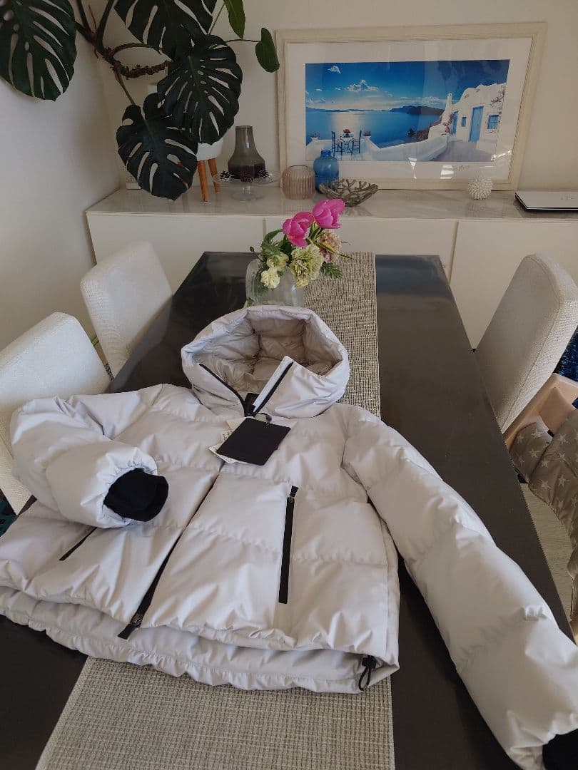 【新品タグ付き】Herno アイスグレー ダウンジャケット 38