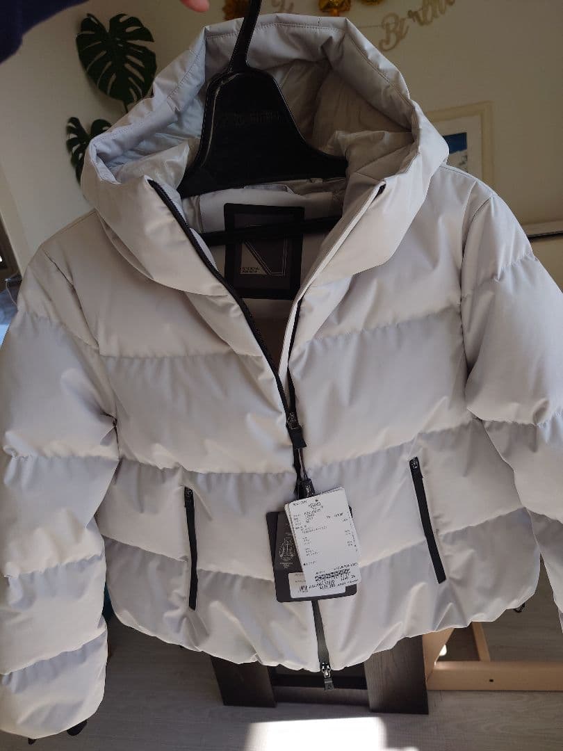 【新品タグ付き】Herno アイスグレー ダウンジャケット 38