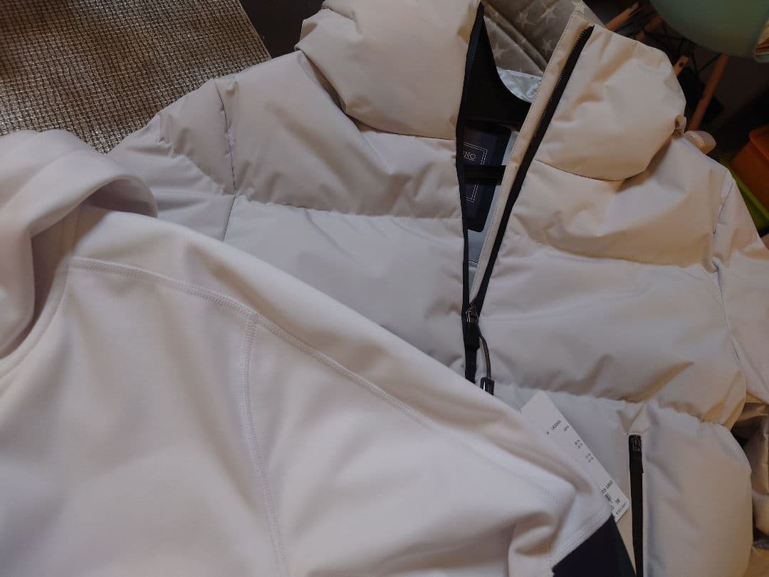 【新品タグ付き】Herno アイスグレー ダウンジャケット 38