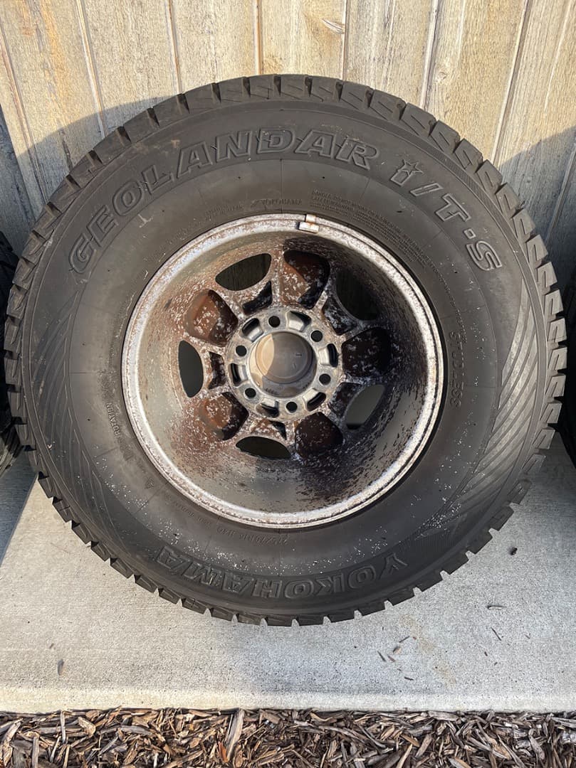 【天優さま専用】 【送料込み】 ランクル80　純正ホイール　スタッドレス