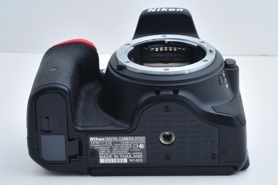 ■新品級■ ニコン Nikon D5500 ≪シャッター660回≫