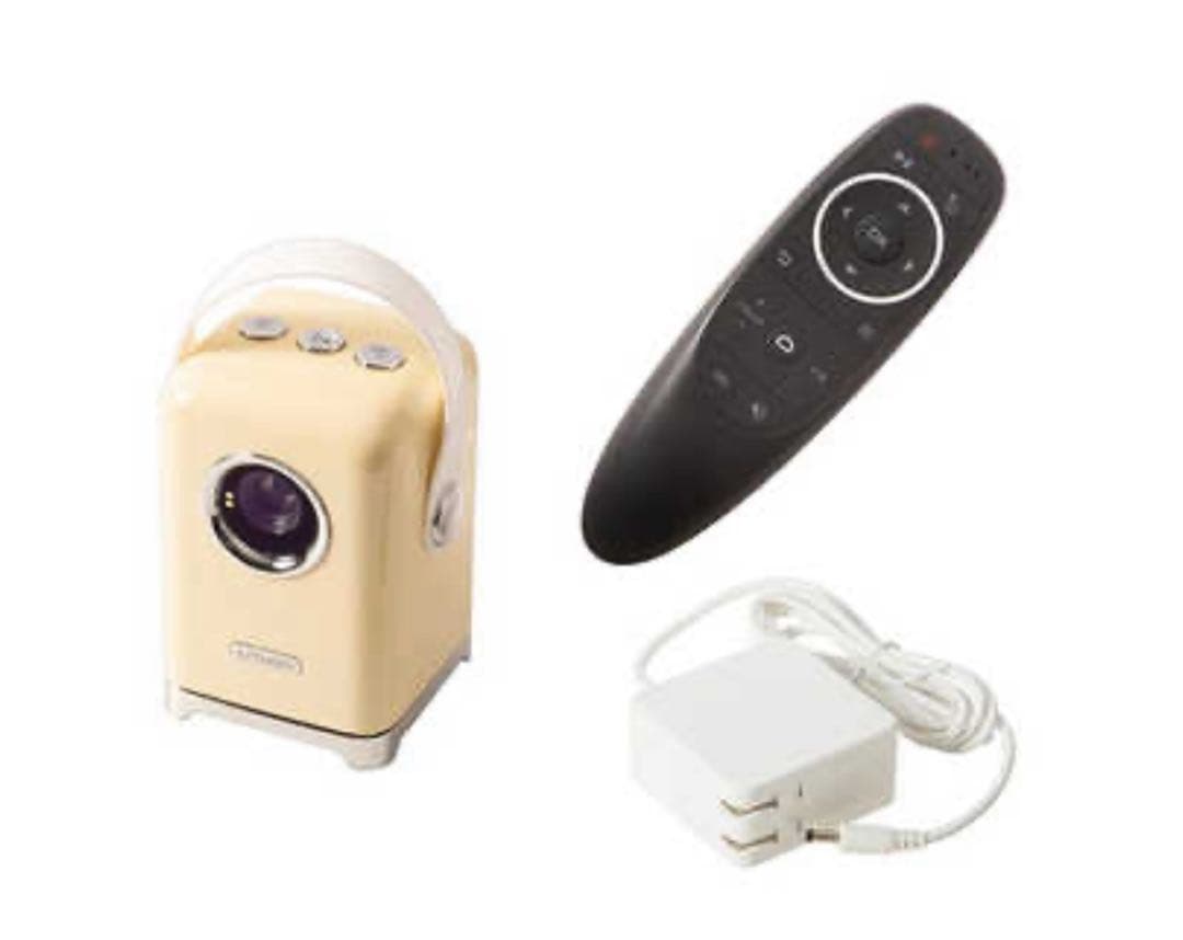 手のひらサイズの小型プロジェクター