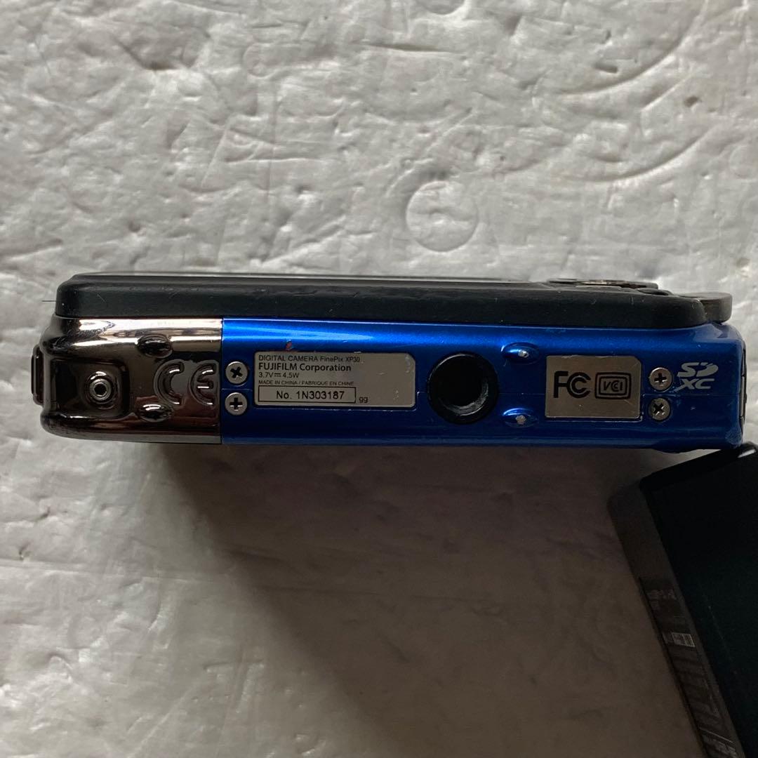 フジ FUJIFILM Finepix XP30 コンデジ