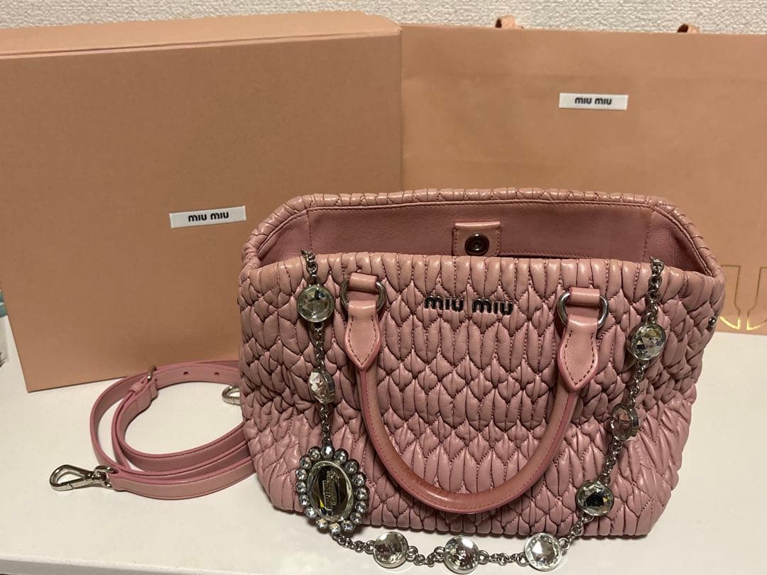 miumiu ナッパクリスタル バッグ ピンク
