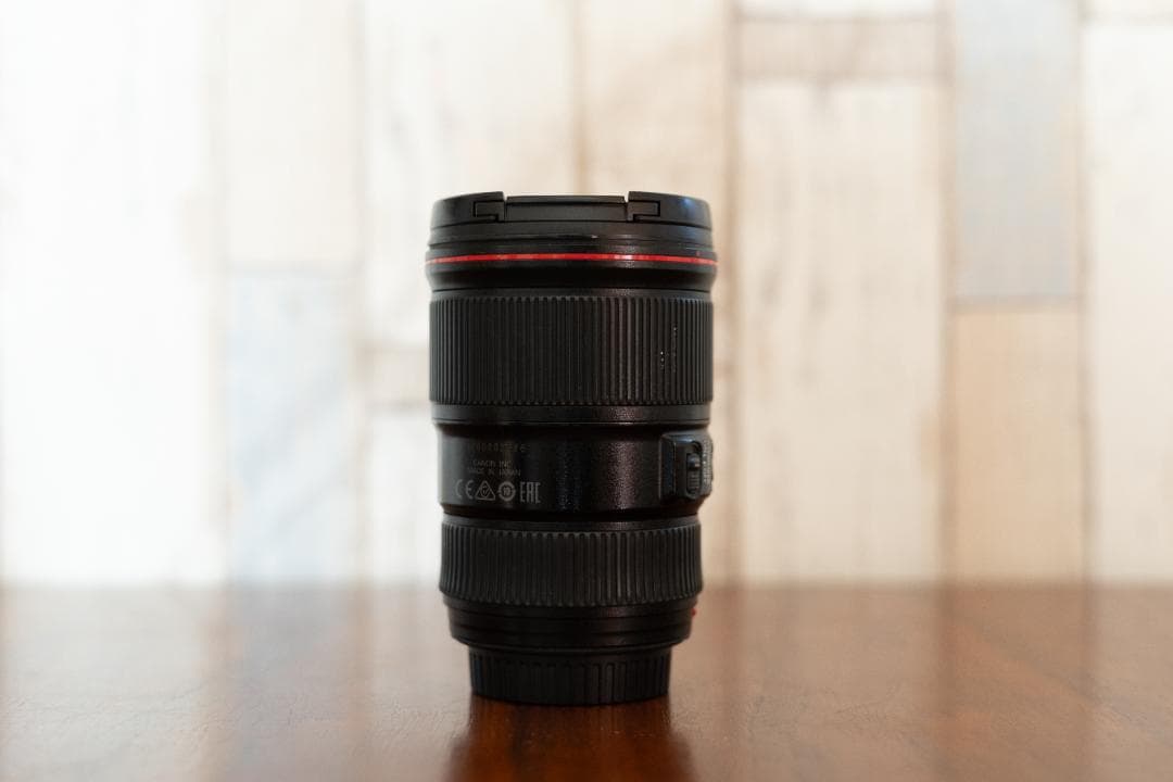 キヤノン 超広角レンズ名...EF 16-35mm F4L IS USM