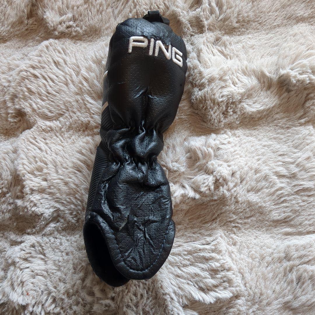 PING G425 ユーティリティクラブ、ロフト19度、ヘッドカバー付き。