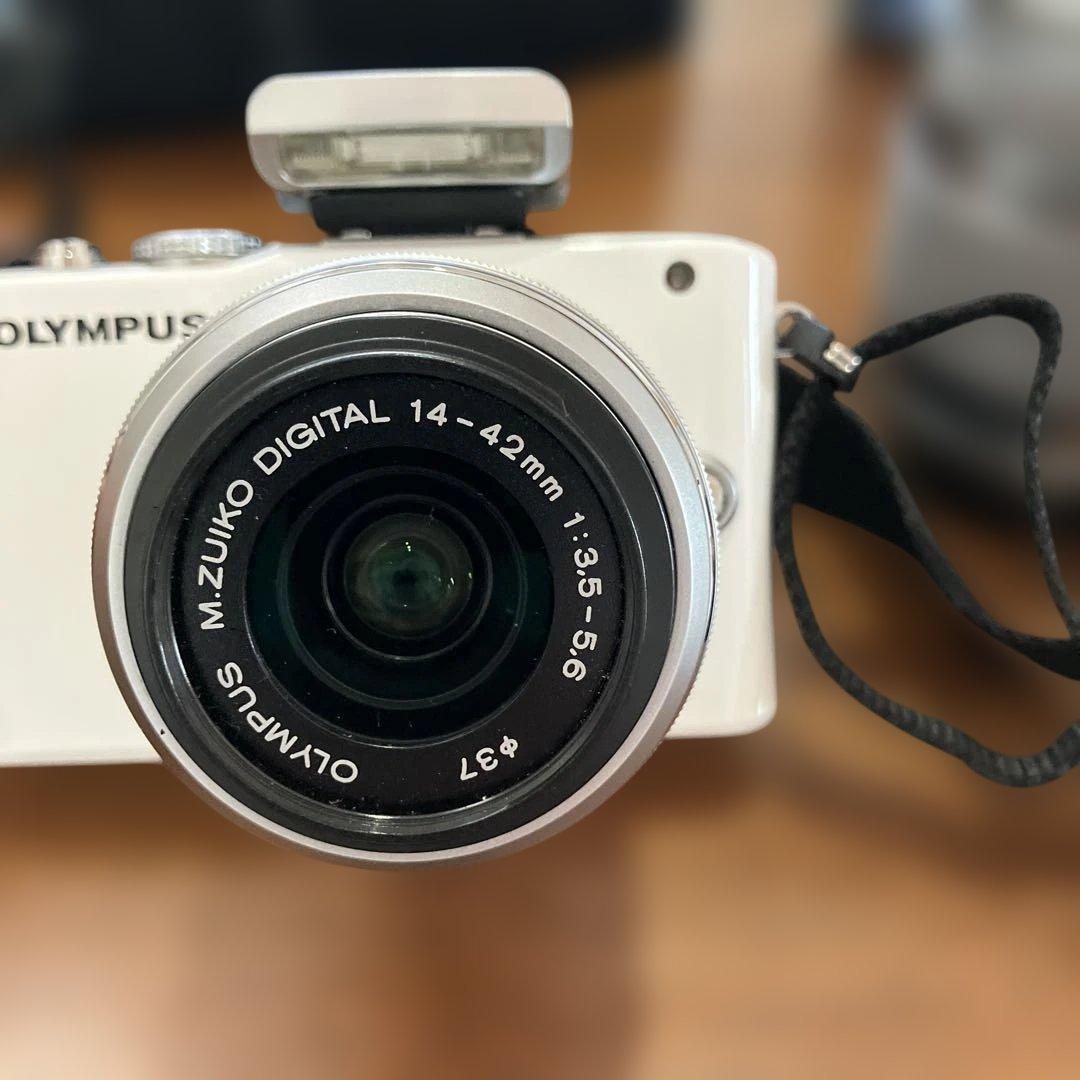 Olympus E-PL3 デジタルカメラ ズームレンズ付き
