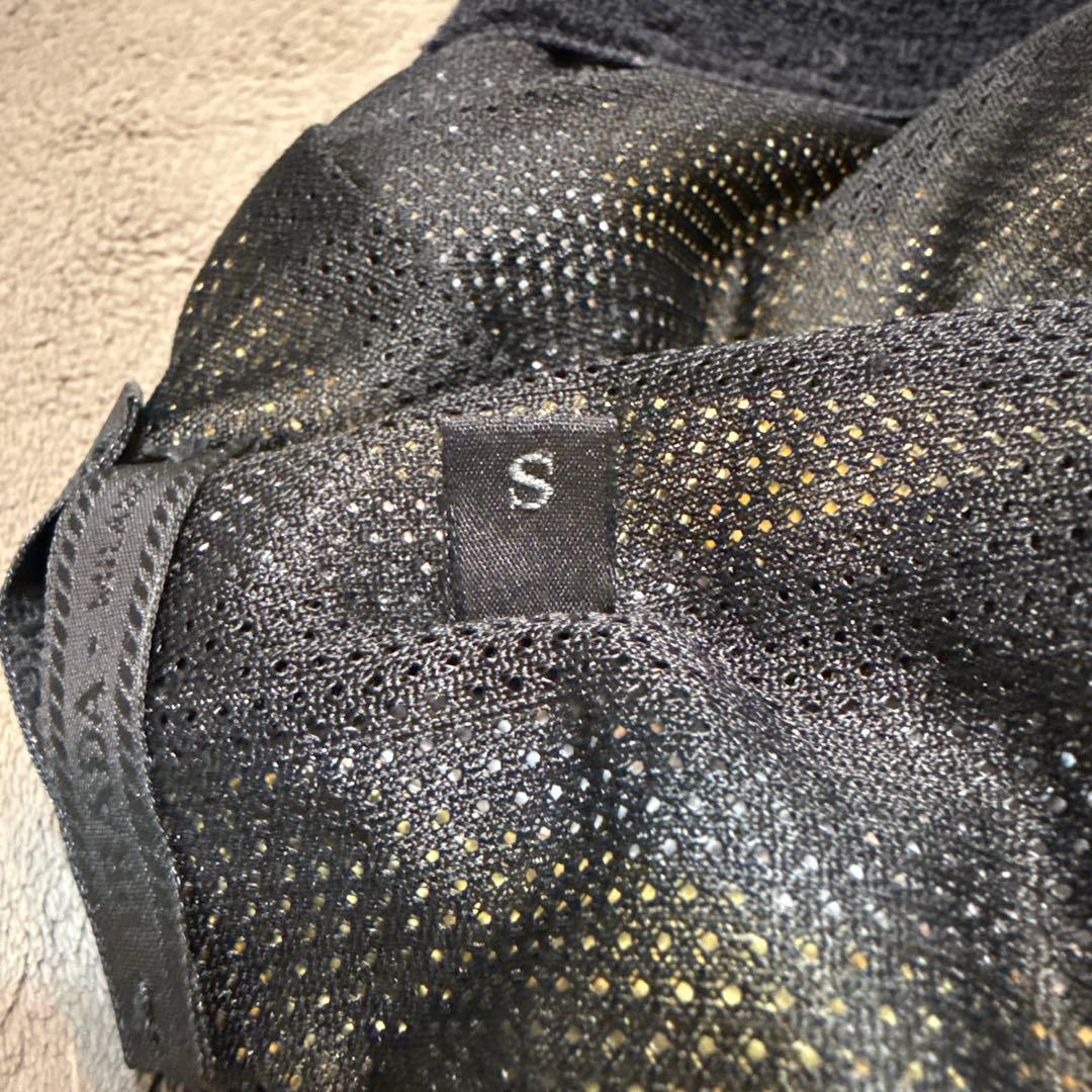 PRADA プラダ　　キャップ　ブラック　調節可能