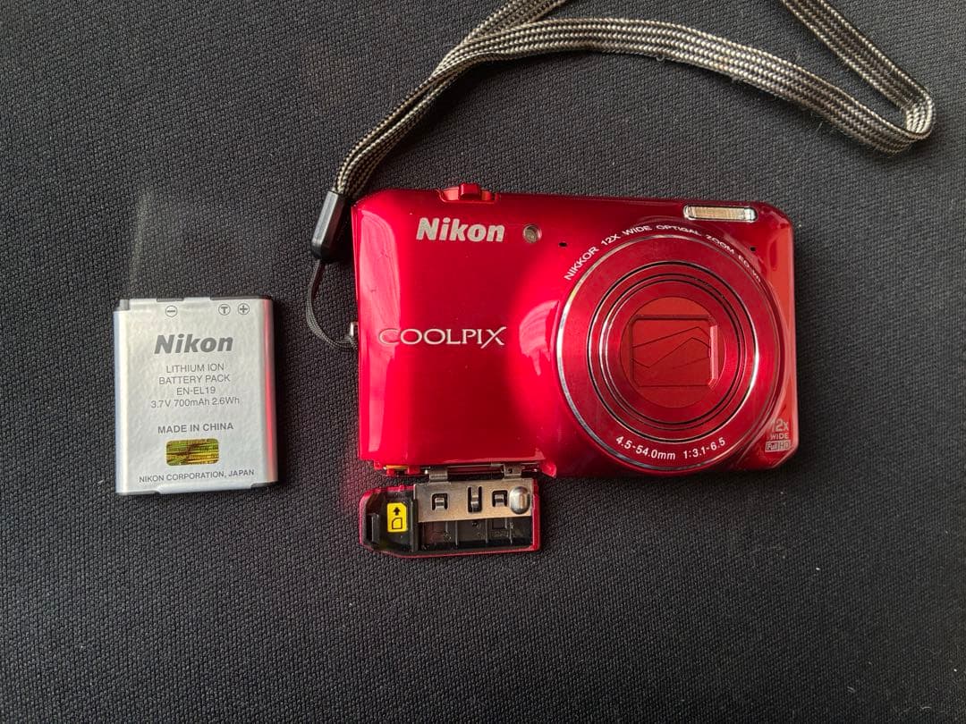 Nikon COOLPIX S6400 レッド