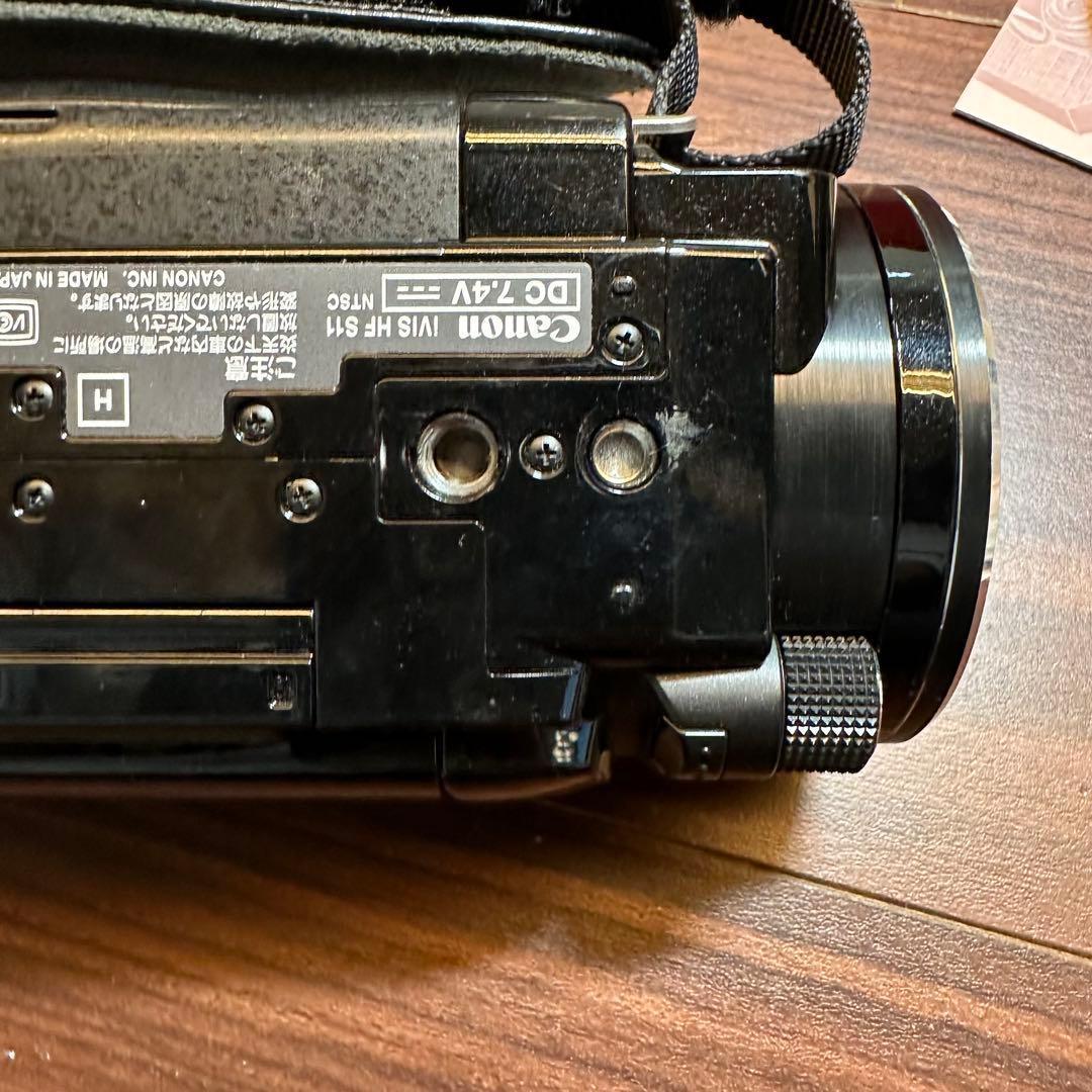 Canon デジタルビデオカメラ iVIS HF S11 ほぼ新品 5348