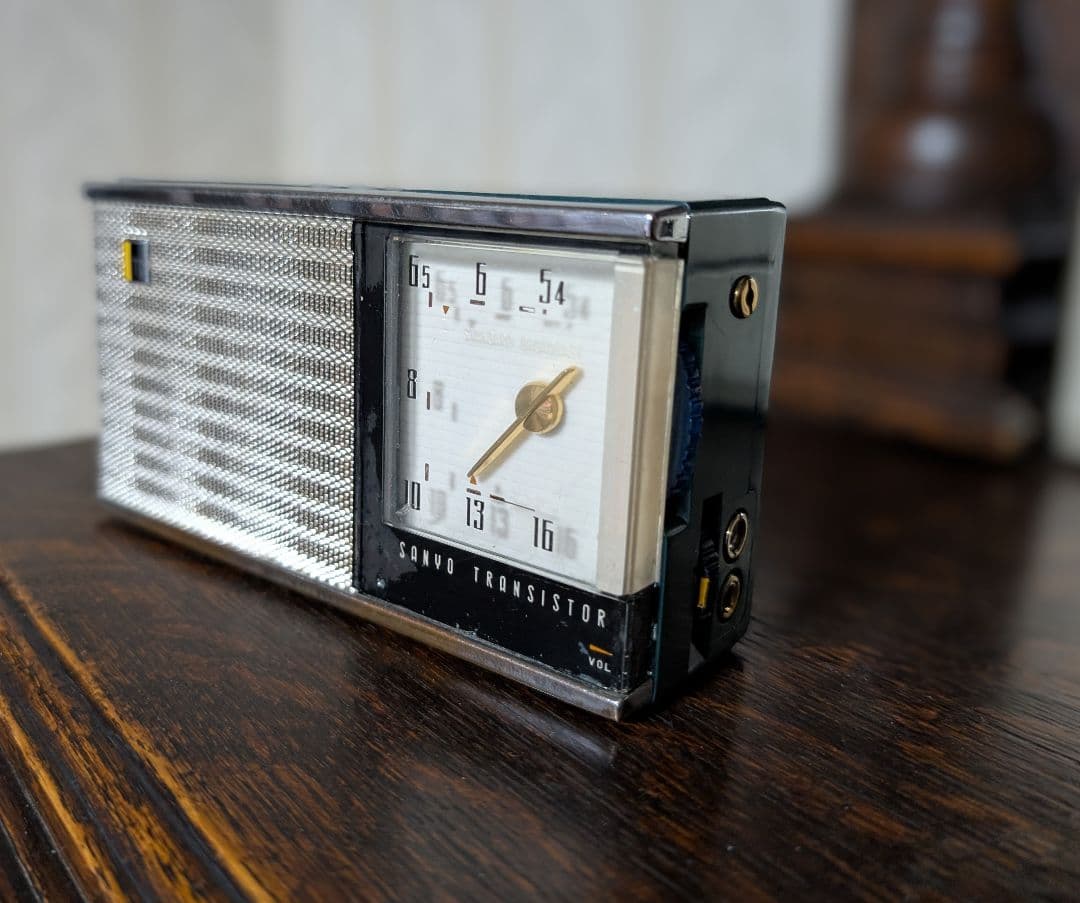 昭和レトロ　サンヨー　トランジスタ　ラジオ ６Ｃ－１１整備品