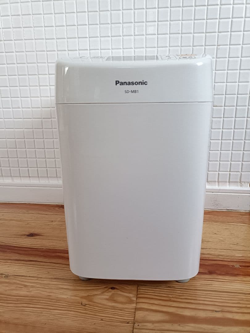 パナソニック ホームベーカリー SD-MB1 2018年製