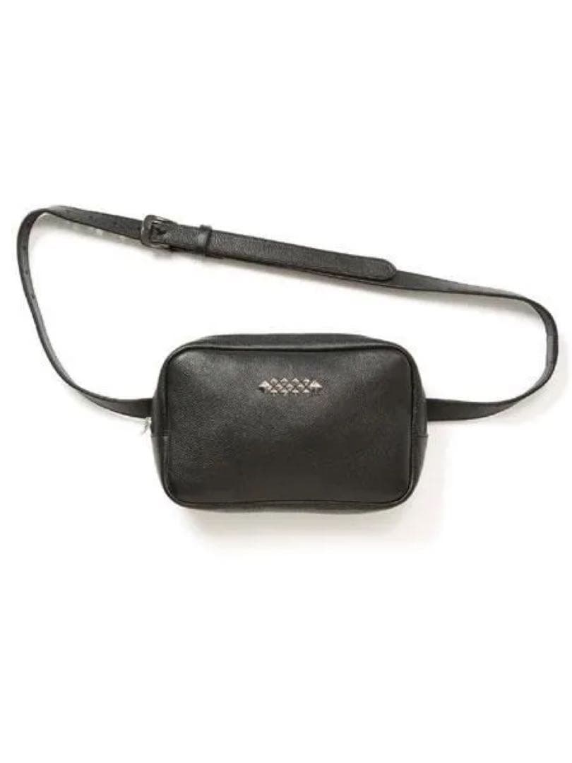 【 CALEE 】 STUDS LEATHER BODY BAG 25AW