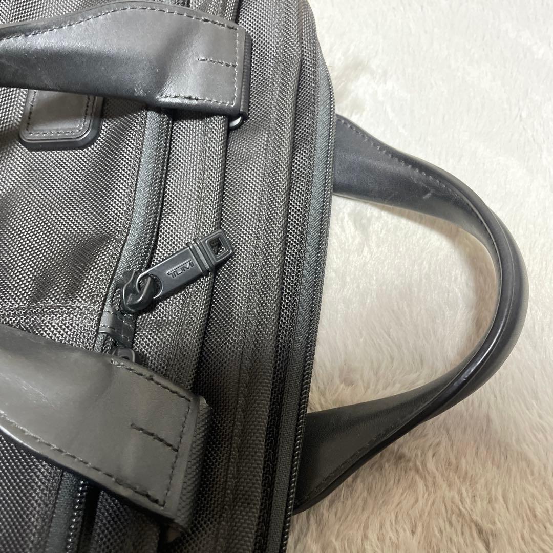 トゥミ【TUMI】ALPHA 3 オーガナイザー・ポートフォリオ・ブリーフ