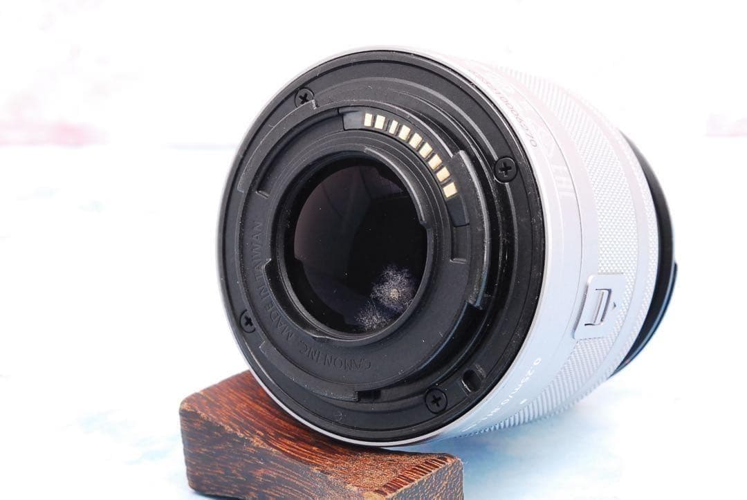 Canon EOS Kiss M☆高性能コンパクトミラーレス☆スマホ転送OK