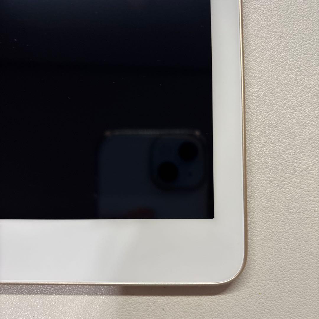 【美品】Apple iPad(第5世代)Wi-Fi+Cellular:A1823