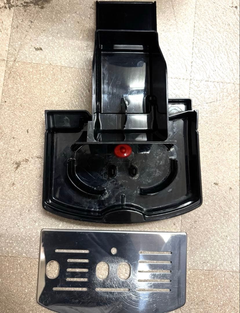 デロンギ全自動エスプレッソマシン ECAM23120B 最終値下げ！早い物勝ち！