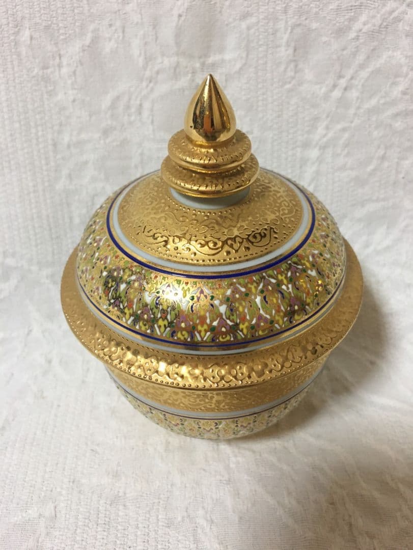 リキ(要プロフ確認) ベンジャロン焼き　タイ製 鯉の置物 花瓶 蓋付き湯の