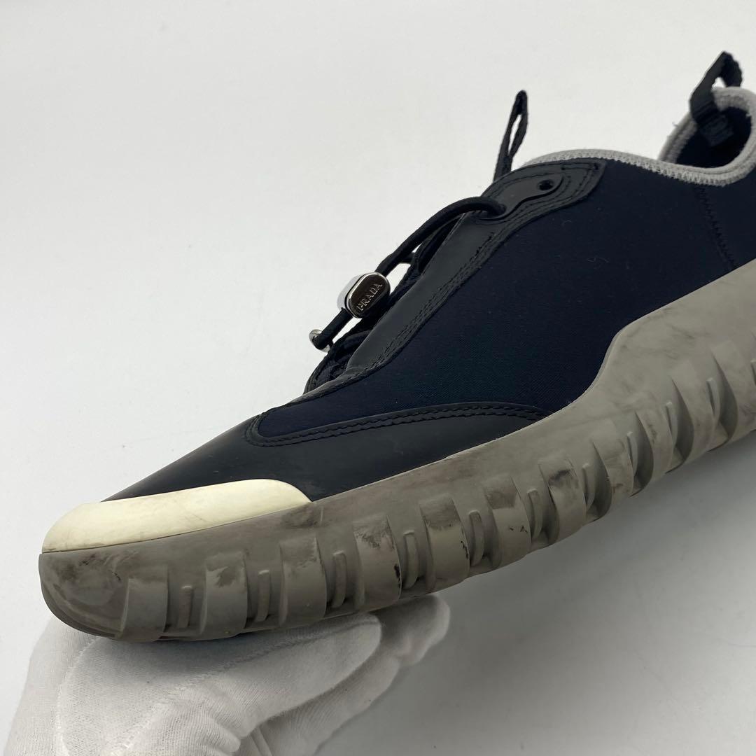 プラダスポーツ　プラダ　スニーカー　スリッポン