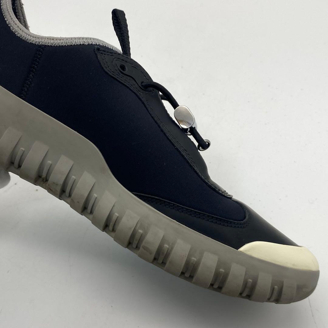 プラダスポーツ　プラダ　スニーカー　スリッポン