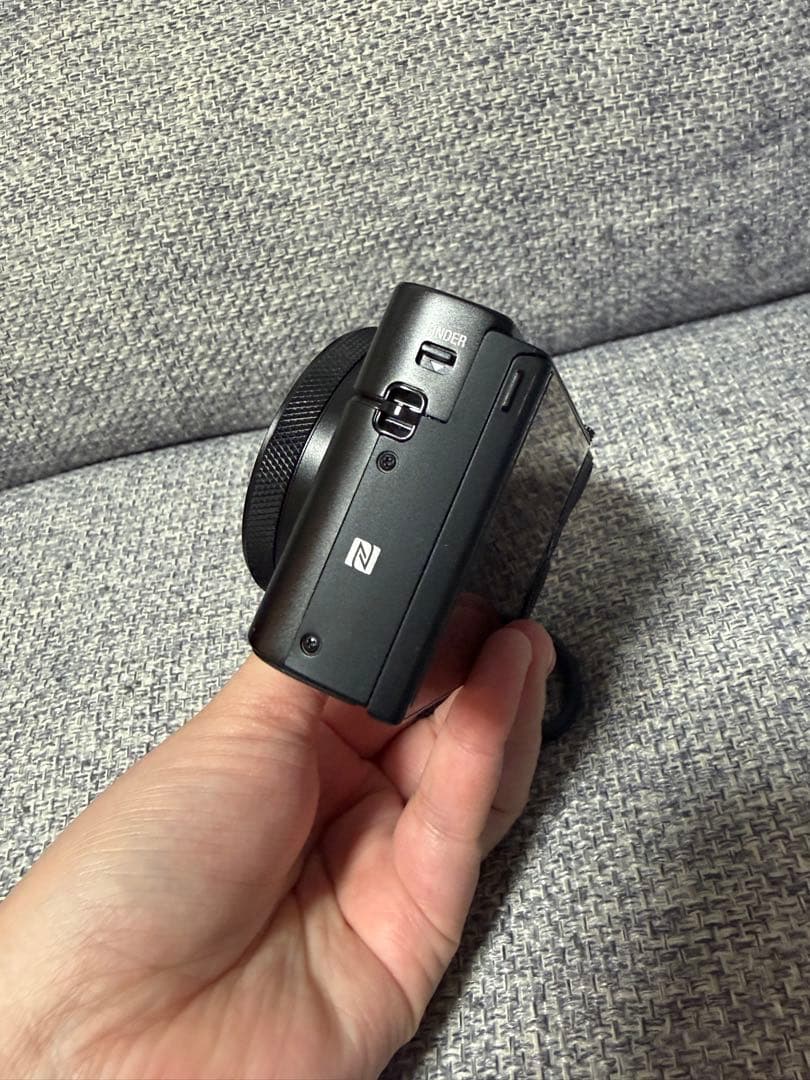 デジタルカメラ SONY RX100m7