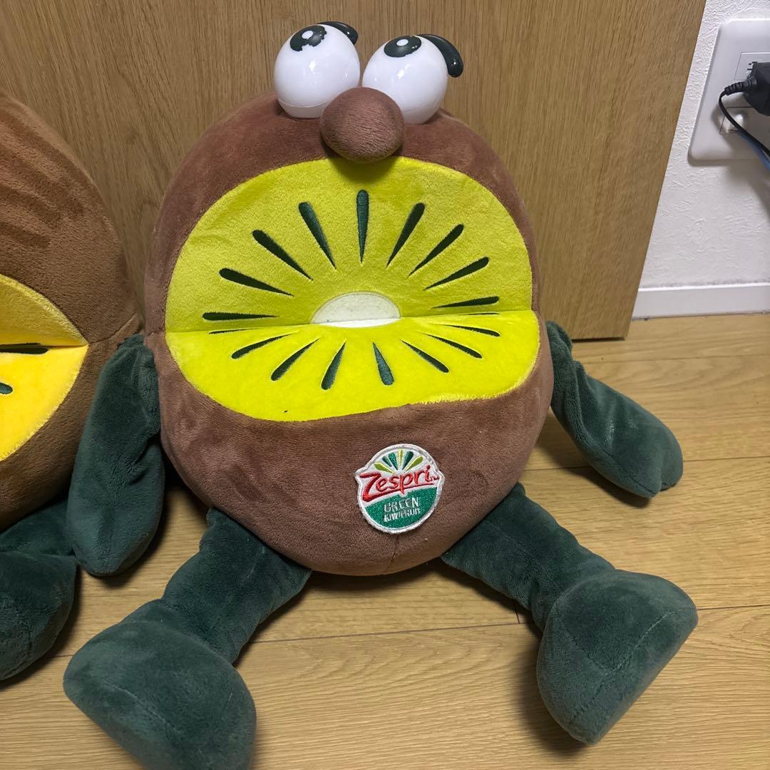 ひろぴー 【非売品】特大サイズゼスプリキウイ ぬいぐるみ 約30cm